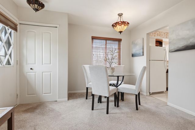 119 Sheffield, Saline, MI 48176