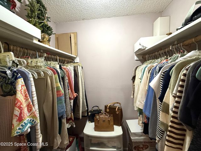 2313 Manor Drive NE, Palm Bay, FL 32905