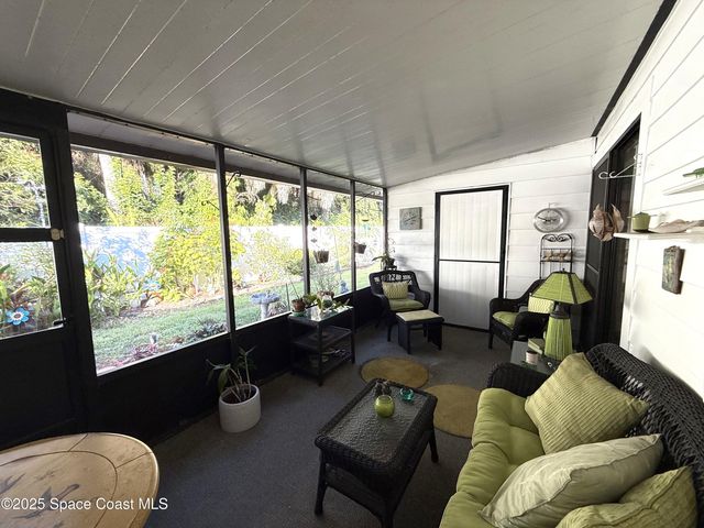 2313 Manor Drive NE, Palm Bay, FL 32905