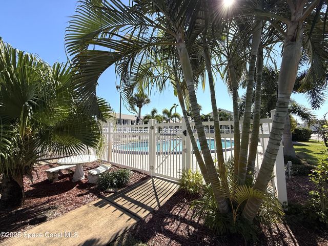 2313 Manor Drive NE, Palm Bay, FL 32905