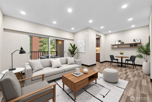 8641 Zircon Drive SW #U3, Lakewood, WA 98498