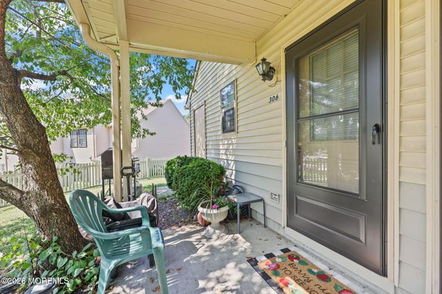 306 Tiger Lilly Court, Jackson, NJ 08527