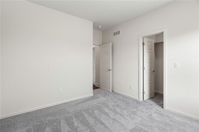 7009 NE 102nd Court, Kansas City, MO 64156