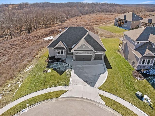 7009 NE 102nd Court, Kansas City, MO 64156