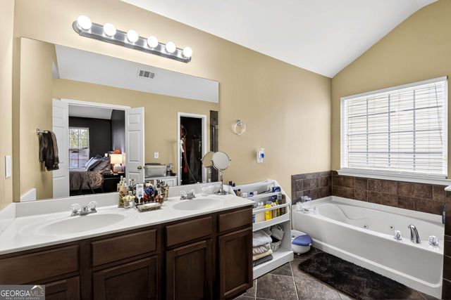 5224 Carrington Park Drive, Powder Springs, GA 30127