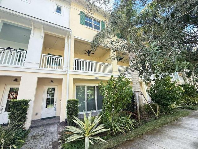 5348 Sagan Lane, Palm Beach Gardens, FL 33418