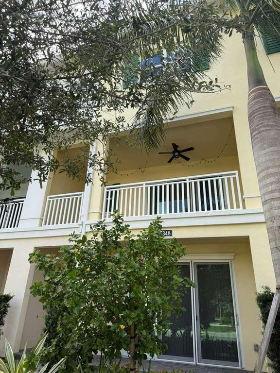 5348 Sagan Lane, Palm Beach Gardens, FL 33418