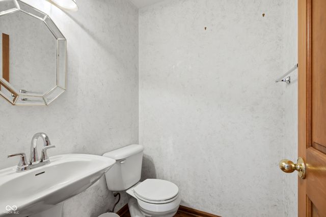 10414 Quiet Drive, Indianapolis, IN 46239