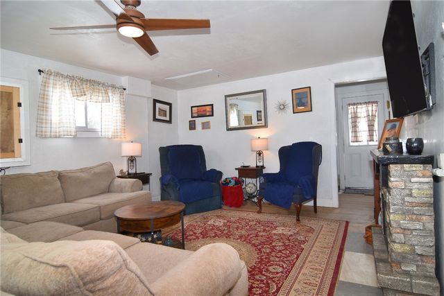 37 Gerald Street, Warwick, RI 02886