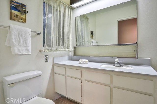 672 Greendale Lane, Pomona, CA 91767