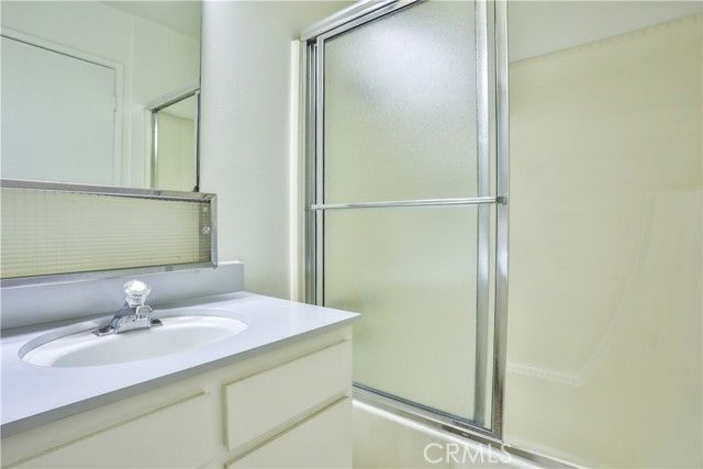 672 Greendale Lane, Pomona, CA 91767