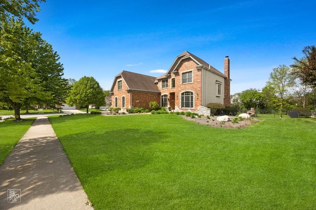 600 Willow Street, Sugar Grove, IL 60554