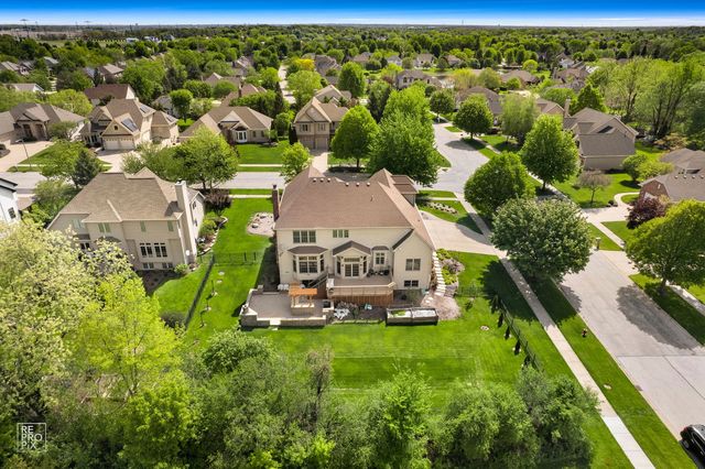 600 Willow Street, Sugar Grove, IL 60554