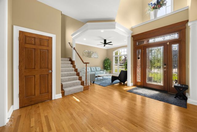 600 Willow Street, Sugar Grove, IL 60554