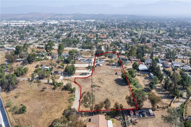 1390 Prospect, Pomona, CA 91766