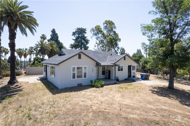 1390 Prospect, Pomona, CA 91766
