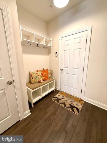 48 HUNTERS LN, Glen Mills, PA 19342