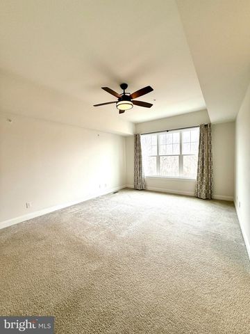 48 HUNTERS LN, Glen Mills, PA 19342