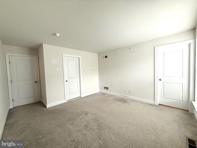 48 HUNTERS LN, Glen Mills, PA 19342