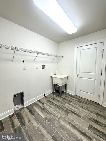 48 HUNTERS LN, Glen Mills, PA 19342