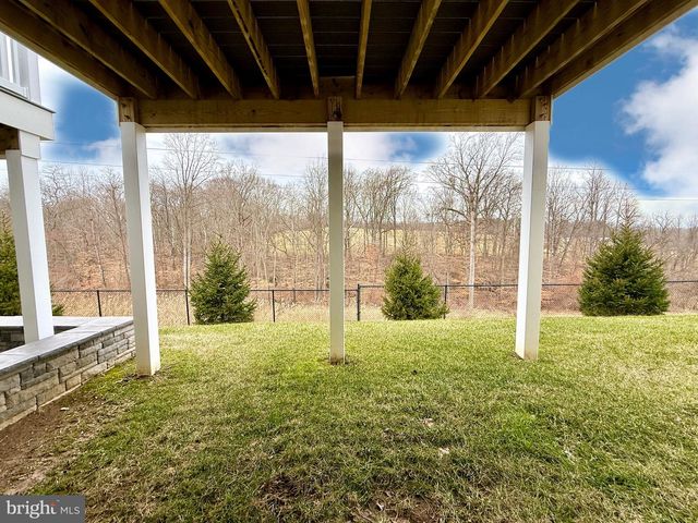 48 HUNTERS LN, Glen Mills, PA 19342