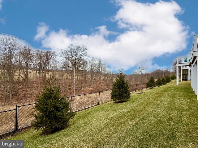 48 HUNTERS LN, Glen Mills, PA 19342