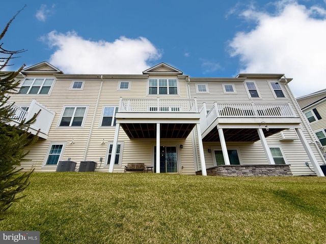 48 HUNTERS LN, Glen Mills, PA 19342