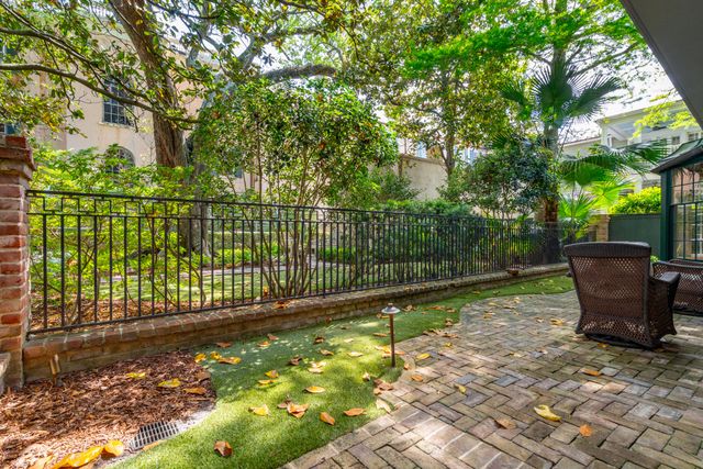 25 East Battery Street, Charleston, SC 29401