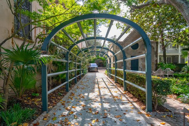 25 East Battery Street, Charleston, SC 29401