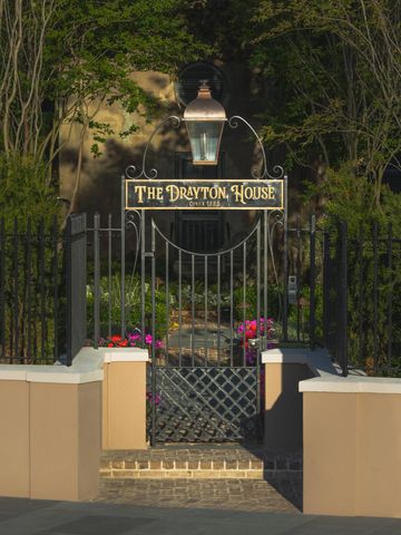 25 East Battery Street, Charleston, SC 29401