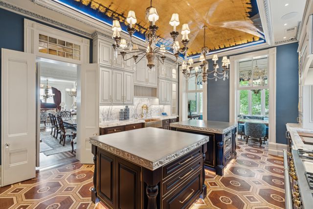 25 East Battery Street, Charleston, SC 29401