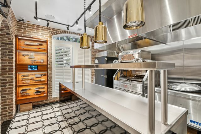 25 East Battery Street, Charleston, SC 29401