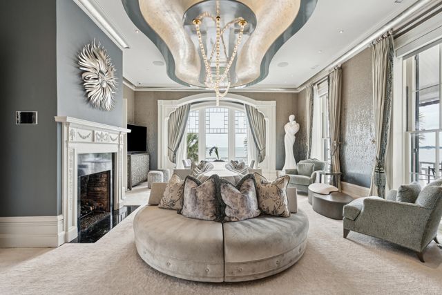 25 East Battery Street, Charleston, SC 29401