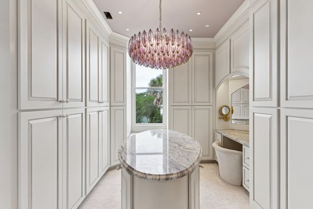 25 East Battery Street, Charleston, SC 29401