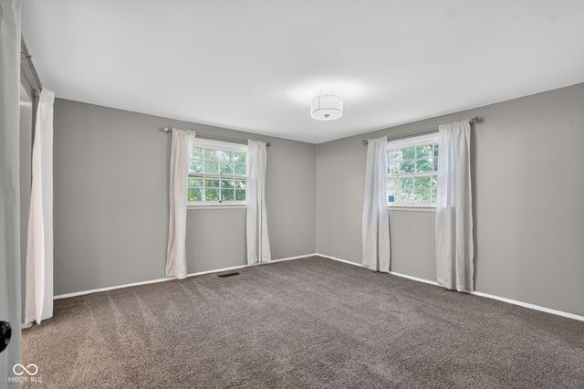 1550 W 72nd Street, Indianapolis, IN 46260