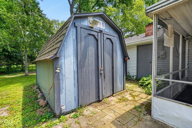 1550 W 72nd Street, Indianapolis, IN 46260