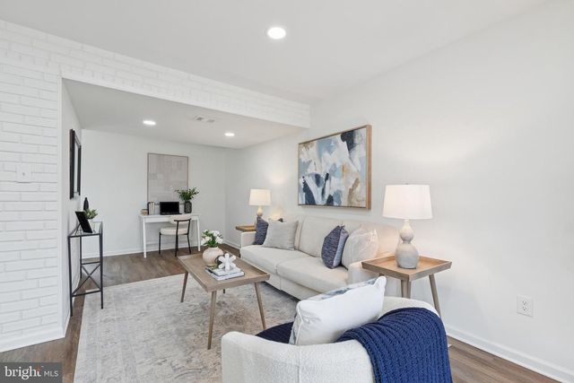 8737 INQUIRY CT, Walkersville, MD 21793