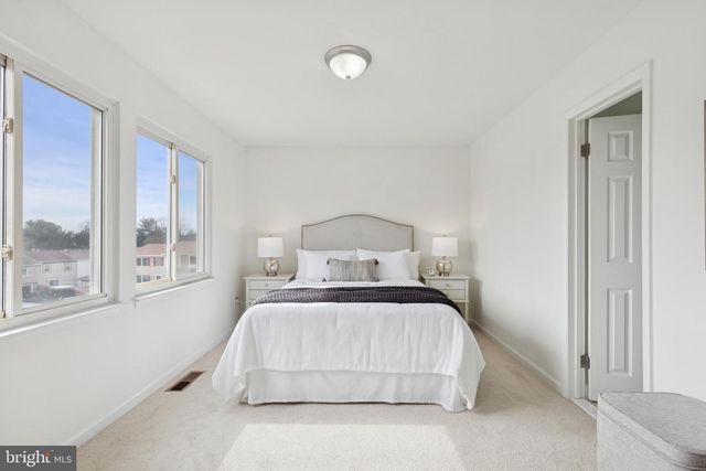 8737 INQUIRY CT, Walkersville, MD 21793