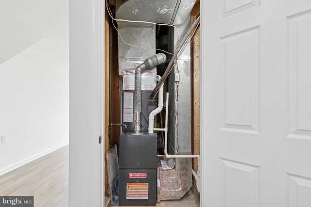 8737 INQUIRY CT, Walkersville, MD 21793