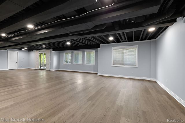 3888 Thatcher Drive, Rochester Hills, MI 48309