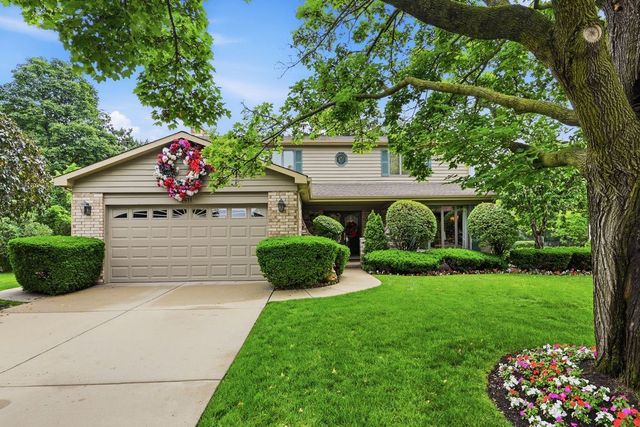 1411 W Allison Court, Arlington Heights, IL 60005
