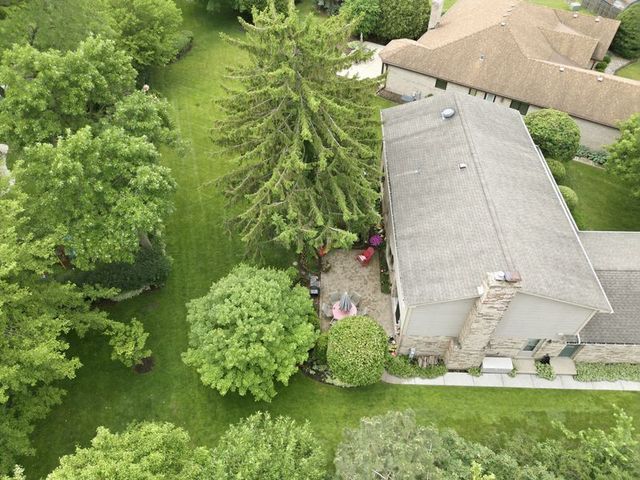 1411 W Allison Court, Arlington Heights, IL 60005