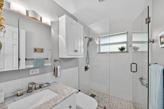 937 SE 7th Street, Deerfield Beach, FL 33441