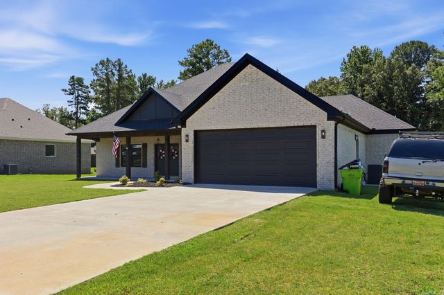 139 Hayden Dr, Beebe, AR 72012