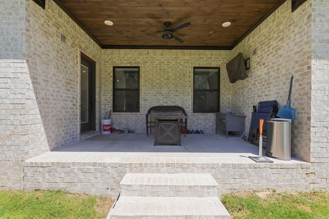 139 Hayden Dr, Beebe, AR 72012