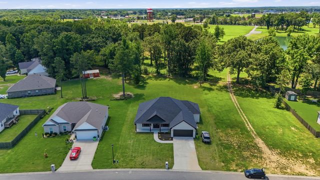139 Hayden Dr, Beebe, AR 72012
