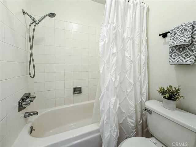 10439 Larwin Avenue, Chatsworth, CA 91311