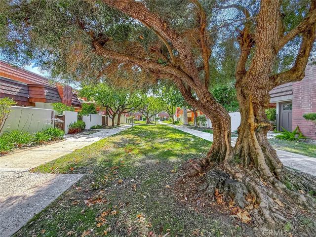 10439 Larwin Avenue, Chatsworth, CA 91311