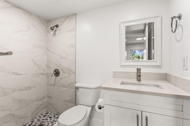 507 Meadows Circle, Boynton Beach, FL 33436