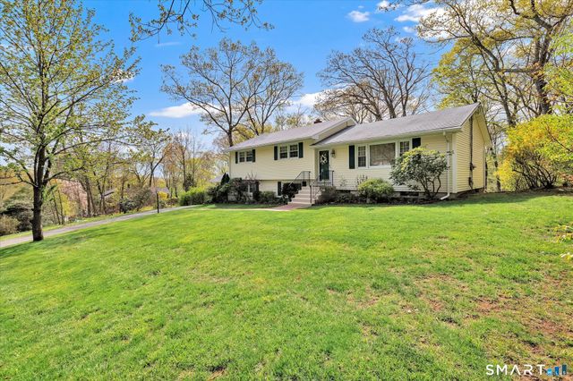 38 Cold Spring Circle, Shelton, CT 06484